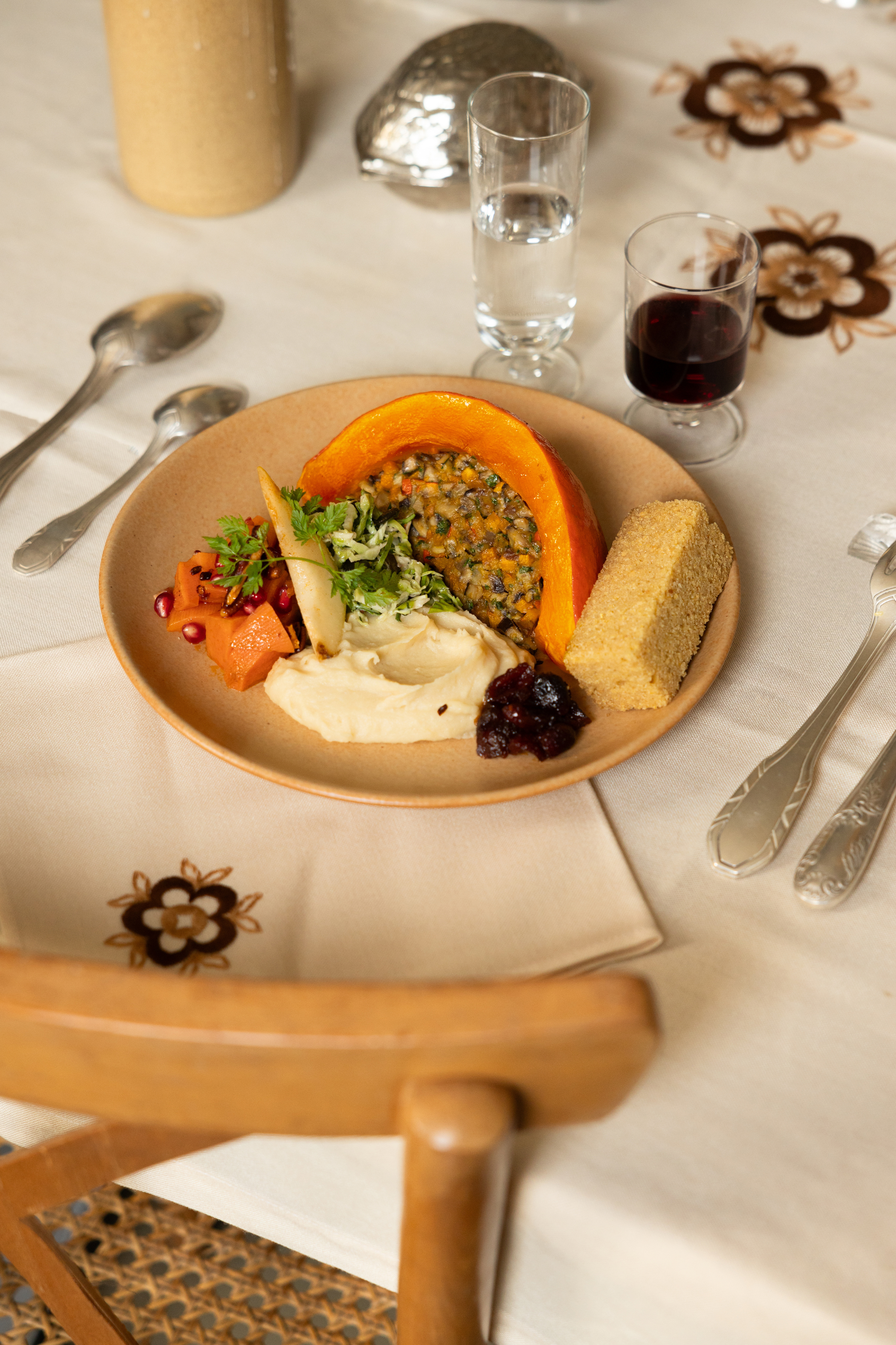 Menu Thanksgiving végétarien dressé